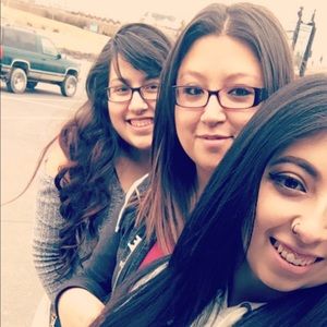 Meet your Posher, Clarissa